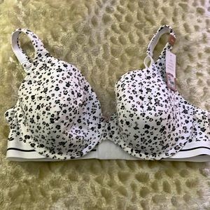 Cacique collection lightly lined t-shirt bra